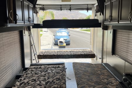 RV Rental riverside,California-(CA)