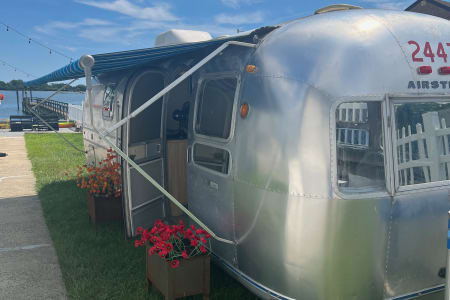 Vintage Airstream Glamping in NYC!