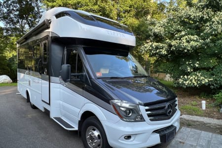 SaunderstownRV rentals