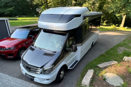 SaunderstownRV rentals