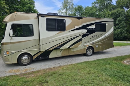 2012 A.C.E. A.C.E. Motorhome Happy camping!!