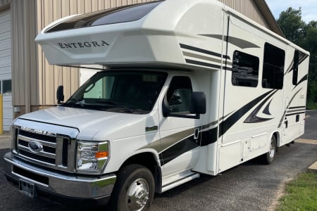 2018 Entegra Coach Odyssey in Elizabethtown