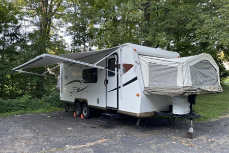 travel trailer rental cleveland ohio