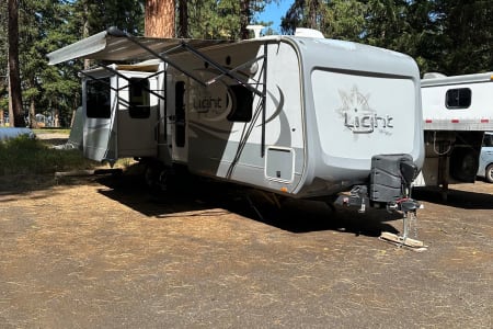 2015 Open Range RV Light