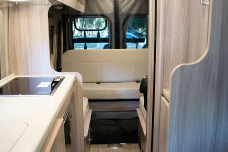 RV Rental bakersfield,California-(CA)