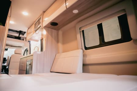 RV Rental bakersfield,California-(CA)