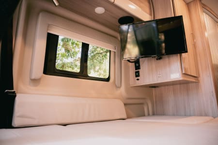 RV Rental bakersfield,California-(CA)