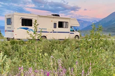 Wander in Style: A Vintage RV Unlike Any Other
