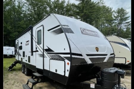 2023 Dutchmen Coleman Light 2715RL
