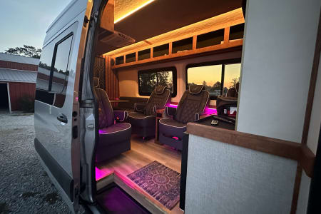 2023 Mercedes Benz Sprinter
