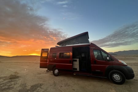 2022 Winnebago Solis