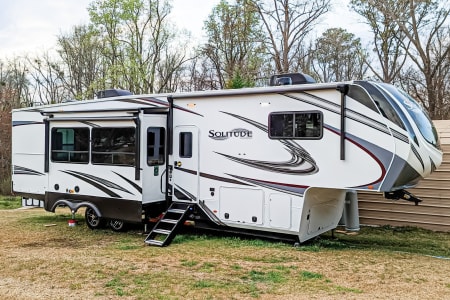 2022 Grand Design Solitude S-Class 3740 BH Fifth Wheel