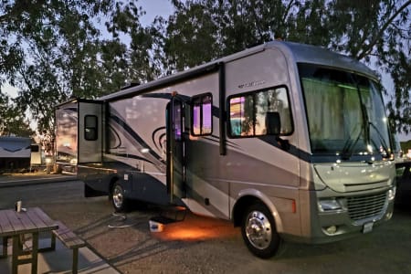 RV Rental santa-cruz,California-(CA)