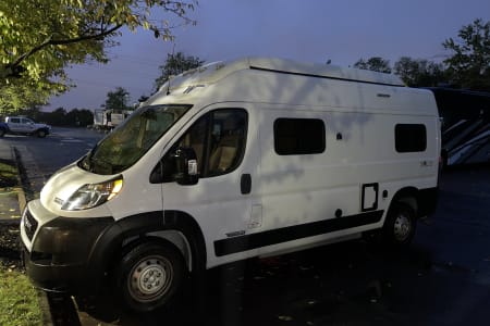 HillwoodCampingPark Rv Rentals