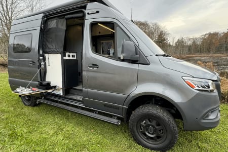 TollandRV rentals