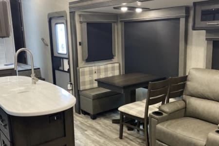 Apache JunctionRV rentals