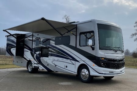 2022 Fleetwood Bounder 35K. Two slide outs, full size refrigerator