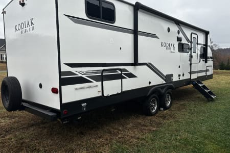 2021 Dutchmen Kodiak Ultra Lite - BUNKHOUSE - Fully Stocked