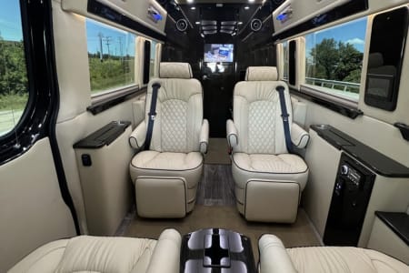 2023 Midwest Automotive Designs Ultimate Coach