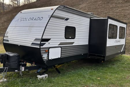 2022 Dutchman Keystone Colorado Trailer