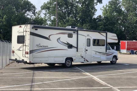 2016 Coachmen Freelander 32BH