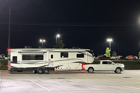 HillwoodCampingPark Rv Rentals