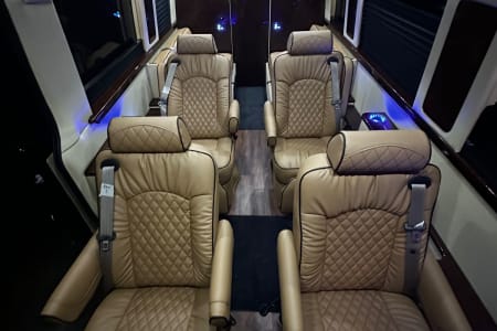 Liberty Township OH Midwest Auto Designs Touring Coach with Heated and Massage Seats