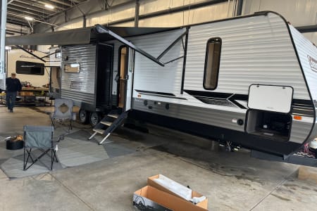 Camp in Luxury New 2023 Camper Delivery Only