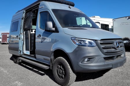 LaveenRV rentals