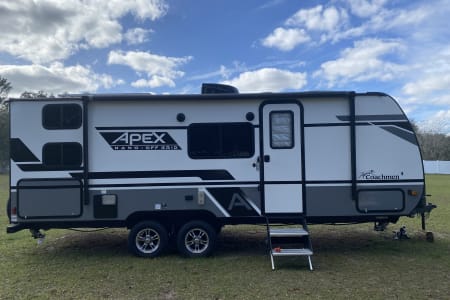 2023 Coachmen Apex Nano- Kid Friendly!