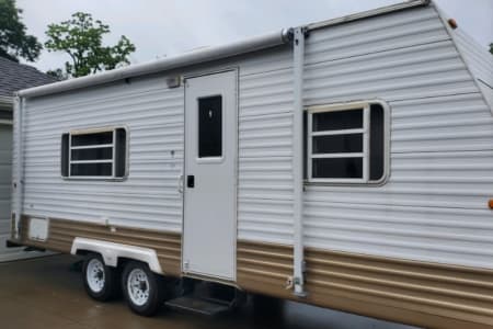 Val: Take a voyage with Val, a 2007 Gulf Stream Ameri-Lite