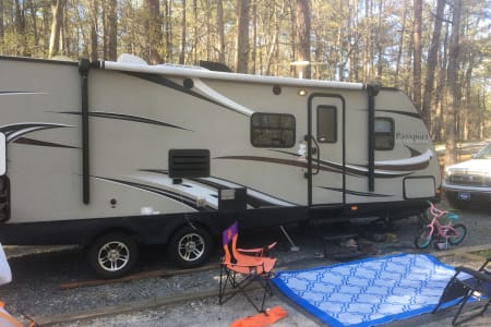 “The Camper” / 2015 Keystone RV Passport FREE DELIVERY TO GANF!