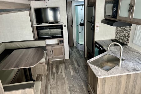 Escape to FL Keys with Affordable RV. 2022 Gulf Stream Ameri-Lite