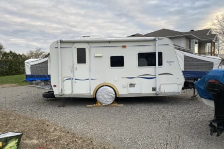 Camping made easy with this lightweight trailer