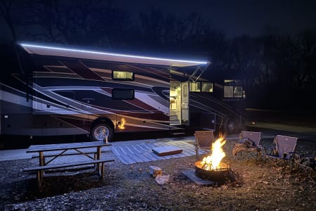 RV Rental des-moines,Iowa-(IA)