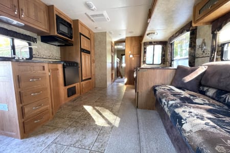 EmarLakesProvincialPark Rv Rentals