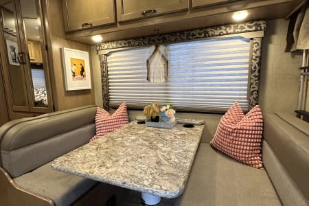 RV Rental riverside,California-(CA)