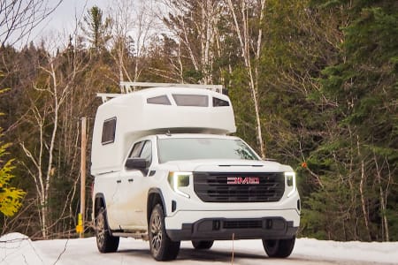 2024 Off-grid truck camper