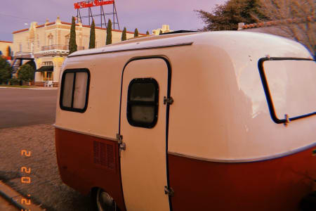 Clementine: The Vintage Adventure Scamp