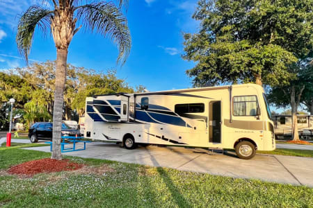 2022 Coachmen Mirada: Luxury Adventure Awaits!