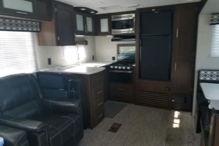 Brownstown Charter TownshipRV rentals