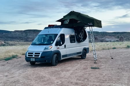 2014 Dodge Promaster w/ Rooftop Tent Sleeps 5