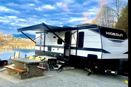 Travel-trailer rentals in Surrey