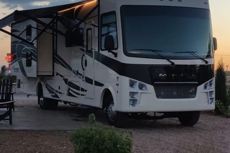 2021 Forest River Coachmen Mirada sleeps 8 with bunk beds