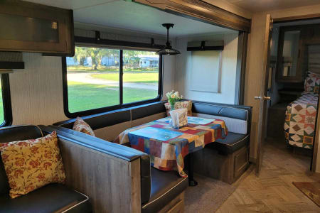 LIVE OAKRV rentals