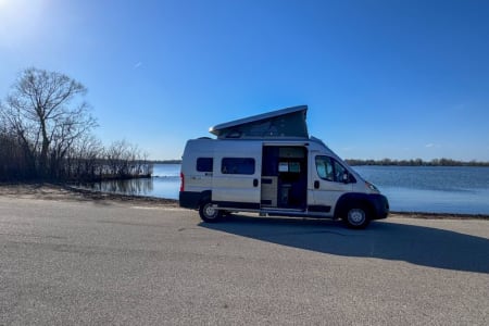 RV Rental chicago,Illinois-(IL)