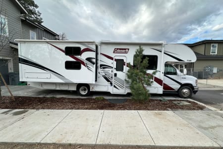 Spacious 2022 Motorhome w/ bunkbeds