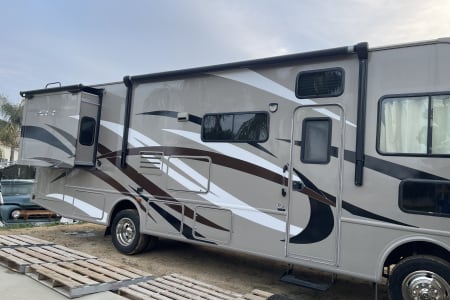 RomolandRV rentals