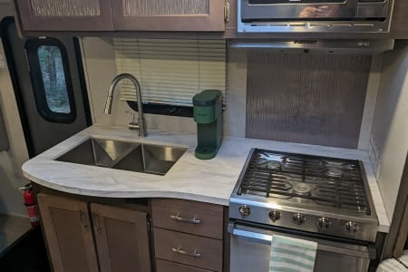 RV Rental halifax,Nova-Scotia-(NS)