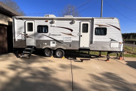 2011 Summerland 2570RL